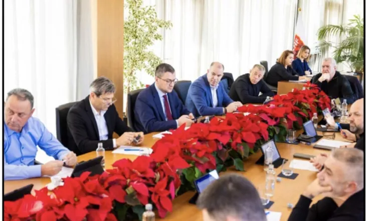 FSHF vendos shifrën e 3 mln eurove për të mbështetur klubet e Superiores