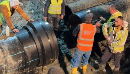 Furnizimi me ujë në Vlorë, UK apel qytetarëve: Në 48 orët e para mos e përdorni për konsum dhe gatim