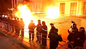 Gazeta gjermane ‘BILD’: Opozita shqiptare përshkallëzon protestat kundër korrupsionit në Shqipëri