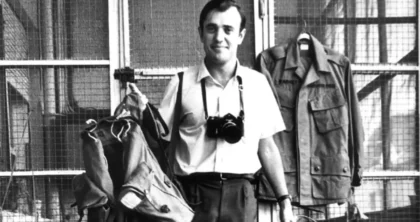 Gazetari i luftës dhe fitues i çmimit Pulitzer, vdes në moshën 91-vjeçare Peter Arnett