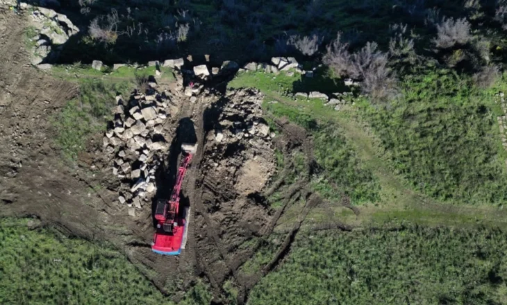 Gërmimet në Parkun Arkeologjik në Finiq për të kërkuar flori? Bie poshtë denoncimi i turistëve, ja si qëndron e vërteta