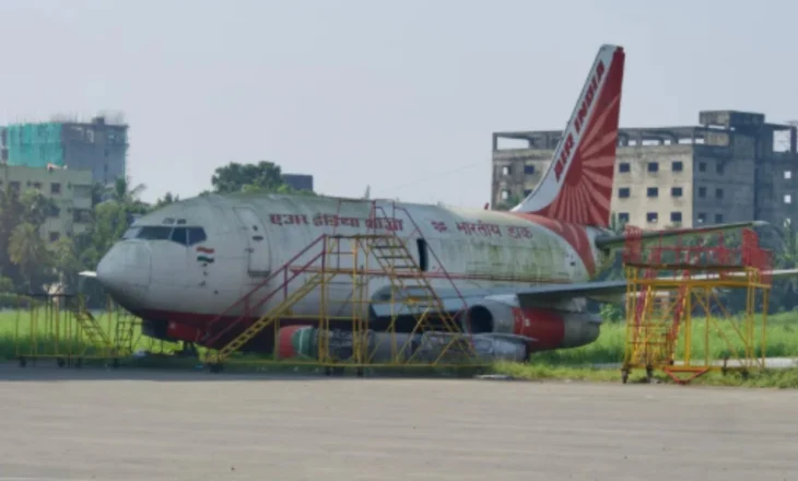 Gjendet pas 13 vitesh avioni që u zhduk papritur, gjobitet me 85 mijë paund për parkim të gabuar