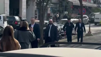 Gjyli dhe Elezi në arrest shtëpie, emërohen drejtuesit e rinj të ARRSH dhe KESH(Emrat)