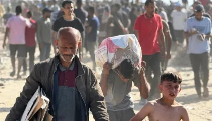 Gjysmë milioni euro ndihma/ Kosova nis anijen me tenda e ushqime drejt Gazës