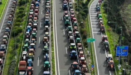 Greqia e ‘paralizuar’ nga protestat, ja kur do të jetë i pakalueshëm aksi Kakavijë-Janinë