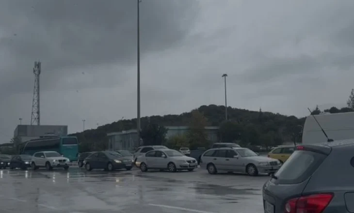 Greva e fermerëve grekë, bllokohet për 5 orë kalimi në aksin Kakavijë-Janinë