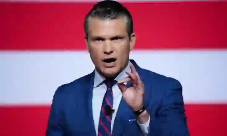 Hegseth shpëton në takime, por video e sulmit në anije mund të trondisë opinionin