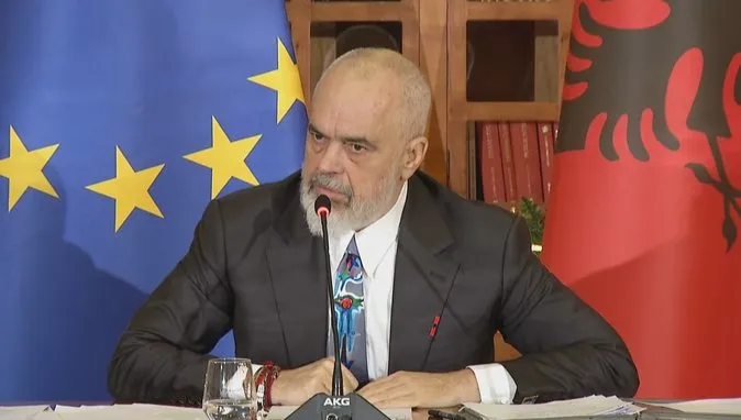 Hetimet ndaj AKSHI-t, Rama: Karçanaj sot rri në “arrest shtëpie” në banesë me qira