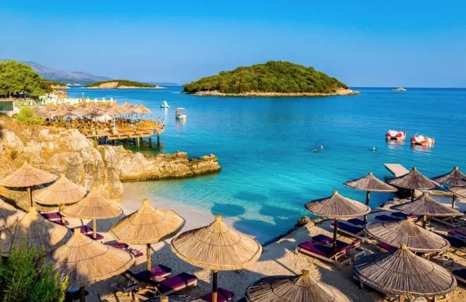 Huffpost: Shqipëria ndër destinacionet më të mira për pushime në 2026-n