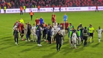 Hyrja e tifozëve kushtoi shtrenjtë/ Flamurtari i dënuar, ja vendimet e marra