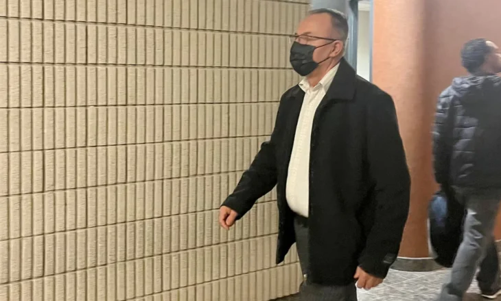 I dënuar në Shqipëri për vrasjen e një polici dhe të birit 8 vjeçar për hakmarrje, Kanadaja refuzon ekstradimin e 62-vjeçarit