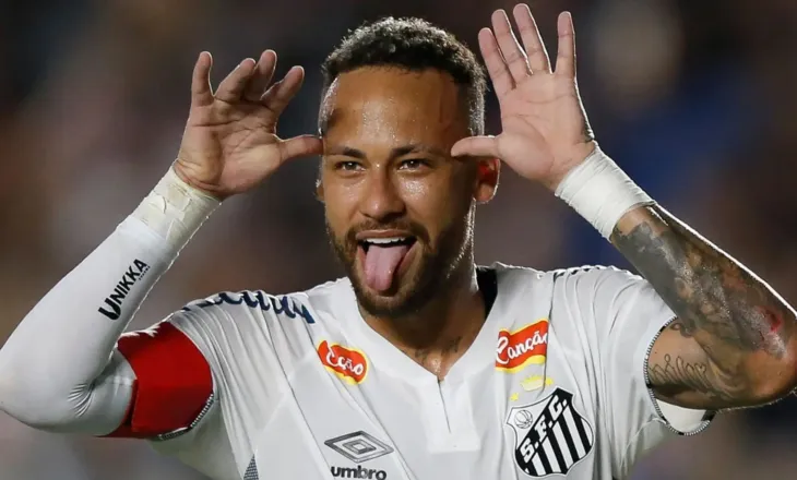 I nënshtrohet operacionit në gju, Neymar në garë me kohën për të mos humbur Botërorin