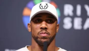 I tronditur dhe me dëmtime të lehta, Joshua ende në spital pas aksidentit ku humbën jetën 2 anëtarë të stafit