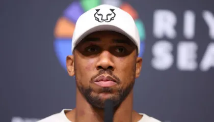 I tronditur dhe me dëmtime të lehta, Joshua ende në spital pas aksidentit ku humbën jetën 2 anëtarë të stafit