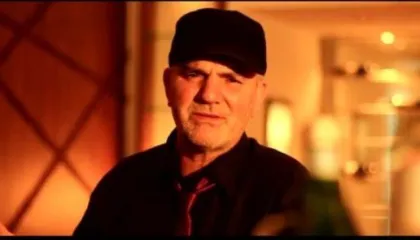 Ilirët: Të kam dashur dhe të du (teksti dhe kënga)