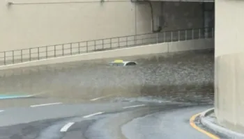 Imazhe të pabesueshme nga moti i keq në Dubai dhe Abu Dhabi/ Rrugë të përmbytura dhe makina nën ujë, probleme me transportin dhe infrastrukturën