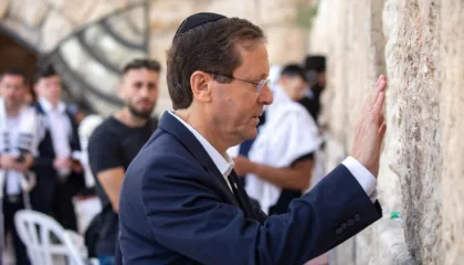Isaac Herzog ka një ëndërr për paqen: Djepi i Islamit dhe djepi i Judaizmit, së bashku, do ta ndryshonin botën