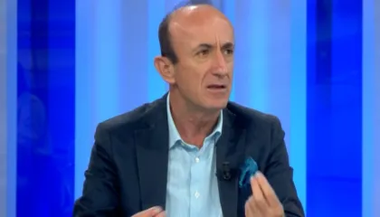 Ish-deputeti i PD ironizon protestë: Kjo PD nuk organizon dot revoltë, opozita e vërtetë është SPAK…