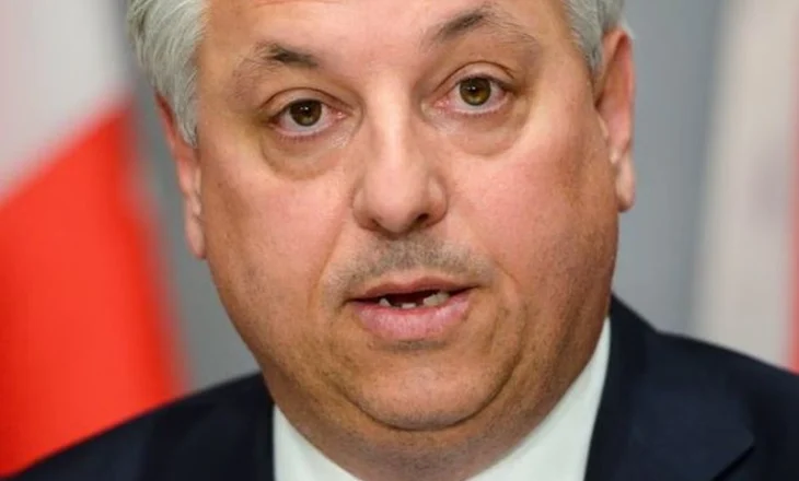 Ish-shefi i sigurisë: Fuqitë armike po dërgojnë spiunë në universitetet e Perëndimit