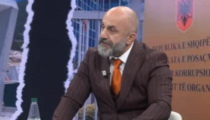 “Janë kërcënuar dëshmitarët”, Kara shpërthen për dosjen Balluku: Qytetarët në shesh jo për Berishën, por kundër..