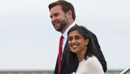 JD Vance u thotë kritikëve të gruas së tij të ‘hanë m*ut’