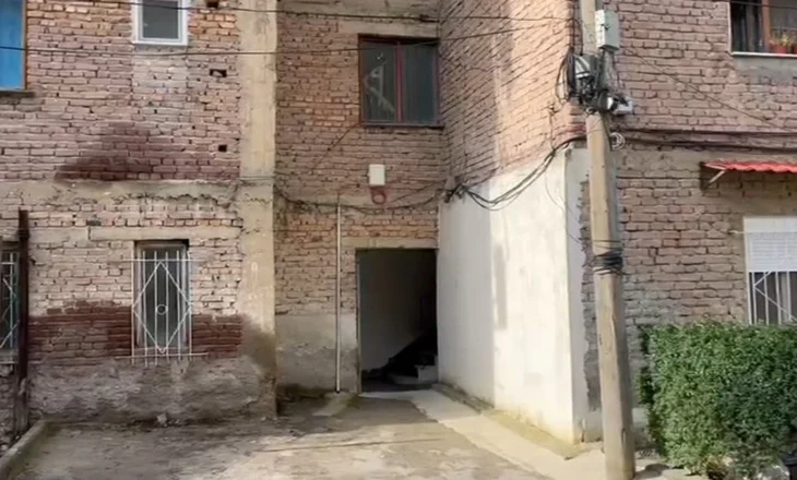 Jetonte e vetme, gjendet e vdekur një grua në Korçë, dyshohet se ka ndërruar jetë prej ditësh