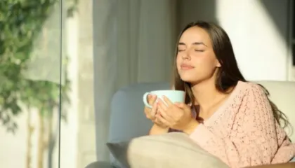 Kafeja me stomak bosh, e dëmshme apo mit?