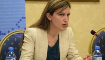 Kanosi shtetasin e huaj, “arrest në shtëpi” për Drejtoreshën e Antitrafikut. Alma Bime i dogji shtëpinë dhe futi në burg edhe ish-bashkëjetuesin e saj drejtor i IPO-s