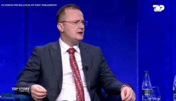 Kaosi në sallën e Parlamentit, anëtari i Këshillit Kombëtar të PD: Skenar i përgatitur që të pezulloheshin deputetët