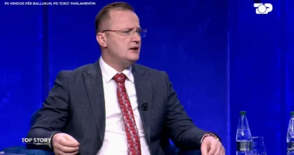 Kaosi në sallën e Parlamentit, anëtari i Këshillit Kombëtar të PD: Skenar i përgatitur që të pezulloheshin deputetët