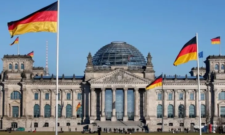 Kërkesat për bashkim familjar në Gjermani, shqiptarët renditen të 5-tët mes kombësive me më shumë aplikime