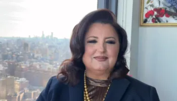 “Këto kohë jam rikuperuar nga ngjarjet që ndodhën”/ Mori titullin ‘Qytetare Nderi’ e Kavajës, reagon Parashqevi Simaku: Guri i rëndë në vend të vet