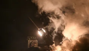 Kievi bombardohet dhe avionë polakë ngrihen në fluturim – pavarësisht bisedimeve kyçe të paqes këtë fundjavë