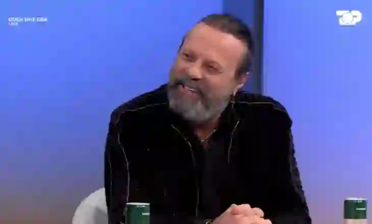 “Kisha vite pa e parë djalin tim”/ Endri Prifti: Erdhi dhe më takoi, e kishte marrë malli