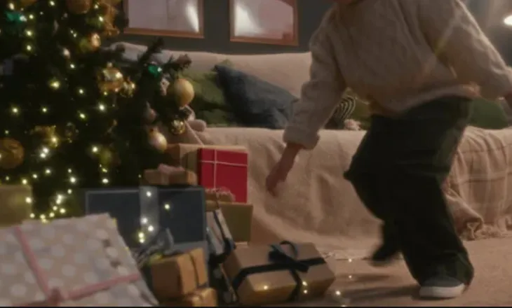 Kjo shenjë Horoskopi qëllon në shenjë! Bën dhuratat më të veçanta për Krishtlindje