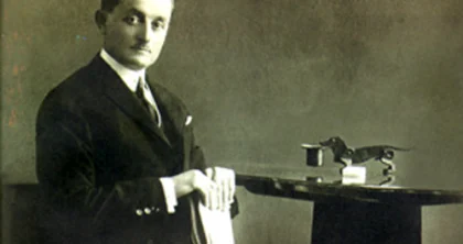 “Koha është e maskarenjve, po Atdheu i shqiptarëve!”