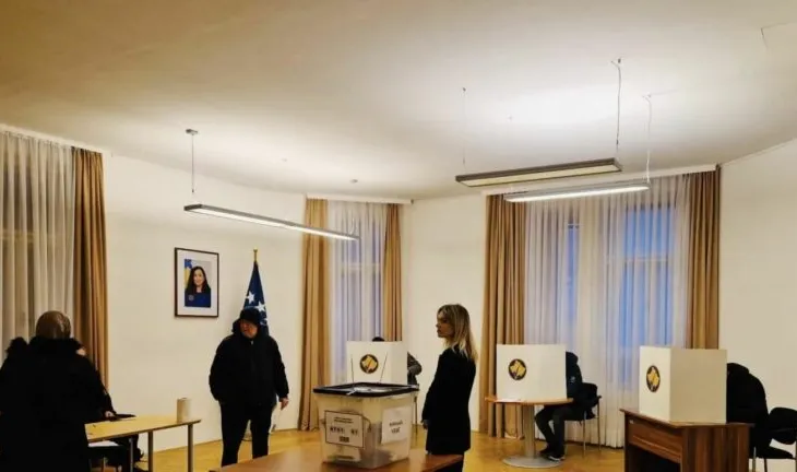 Kosovë – Zgjedhjet e parakohshme parlamentare, Diaspora voton në përfaqësitë diplomatike