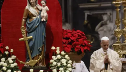 “Krishtlindja e Paqes” në Vatikan! Papa Leonit XIV: Jo paqja e një armëpushimi, as vizioni i ujkut dhe i qengjit