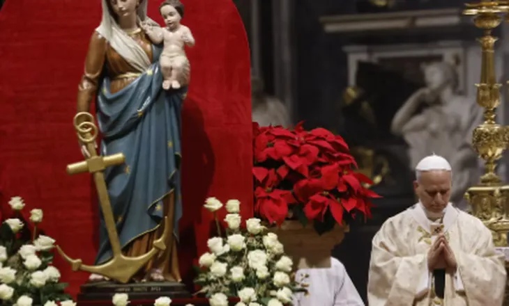 “Krishtlindja e Paqes” në Vatikan! Papa Leonit XIV: Jo paqja e një armëpushimi, as vizioni i ujkut dhe i qengjit