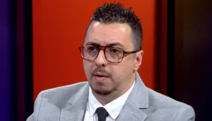 Kriza që nuk erdhi dhe opozita që u përplas me veten