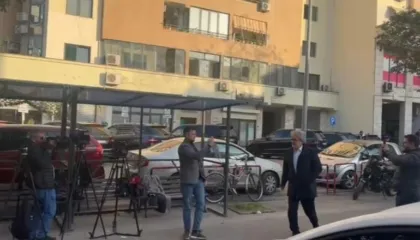 Kryebashkiaku i Shkodrës Benet Beci paraqitet në SPAK