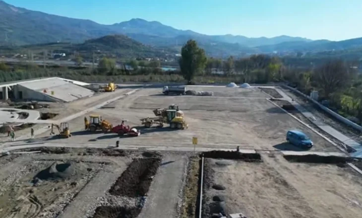 Kryebashkiaku Llatja: Një tjetër investim për qytetin, nis projekti “Dua të luaj”