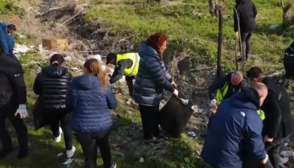 Kryeministri Rama publikon pamje nga pastrimi i Vjosës në Novoselë