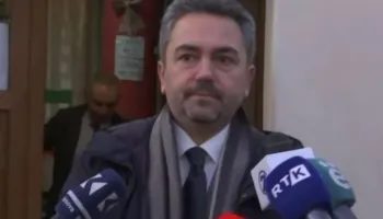 Kryetari i KQZ voton i pari në zgjedhjet e parakohshme/ Thirrje qytetarëve për pjesëmarrje: Të shfrytëzojnë të…