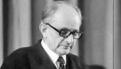 Kur reagonte Eqrem Çabej: Gjuha element i naltë kulture, jo objekt mode!