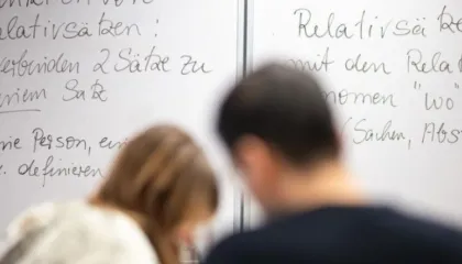 Kush flet më shumë gjuhë, plaket më ngadalë!