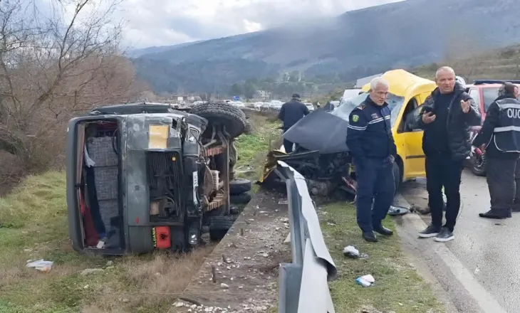 LAJM I FUNDIT/ Aksident në Malësinë e Madhe! Kamioni del nga rruga, lëndohen dy persona