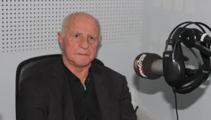 Lamtumirë Ismet Bellova! Ndahet nga jeta ikona e gazetarisë sportive shqiptare