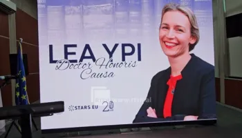 Lea Ypi nderohet me titullin “Doctor Honoris Causa” nga Universiteti i Durrësit (video)