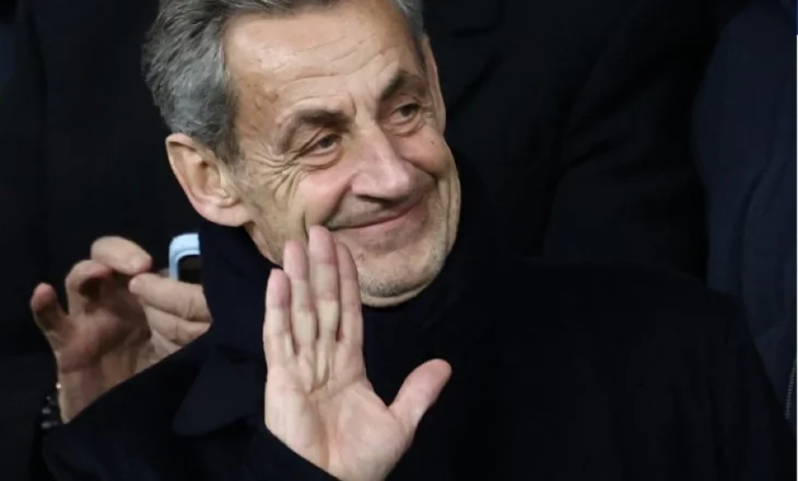 Libri i Sarkozisë për ‘jetën e ashpër në burg’ del në shitje sot